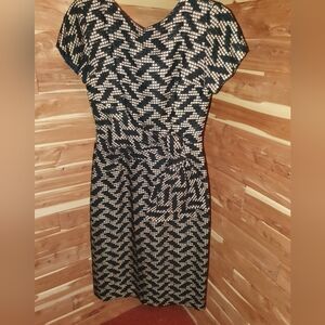 Vintage 40s Black and Cream Geometric Patterned Cap-Sleeve Dress